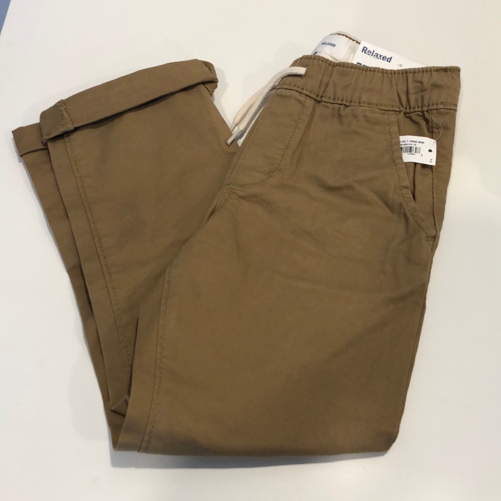 NWT Old Navy khaki boys pants size 5